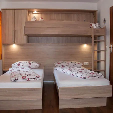 Heissl Apartament